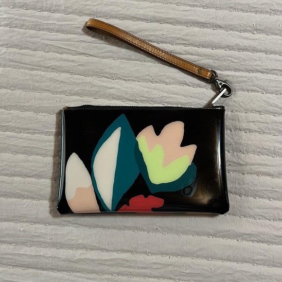 Fossil Wristlet - Picture 2 of 4